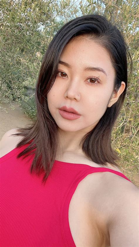 asian onlyfans lesbian